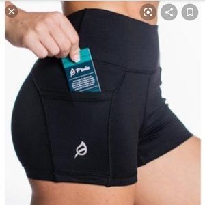 P'tula Tracy Power Shorts in ONXY BLACK